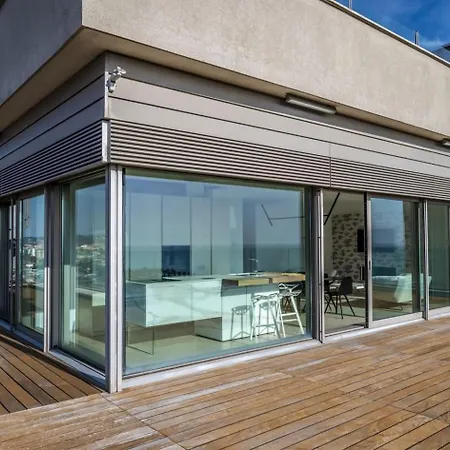 Tra Sole E Luna - Civitanova, Nobiliare Fronte Mare * Civitanova Marche